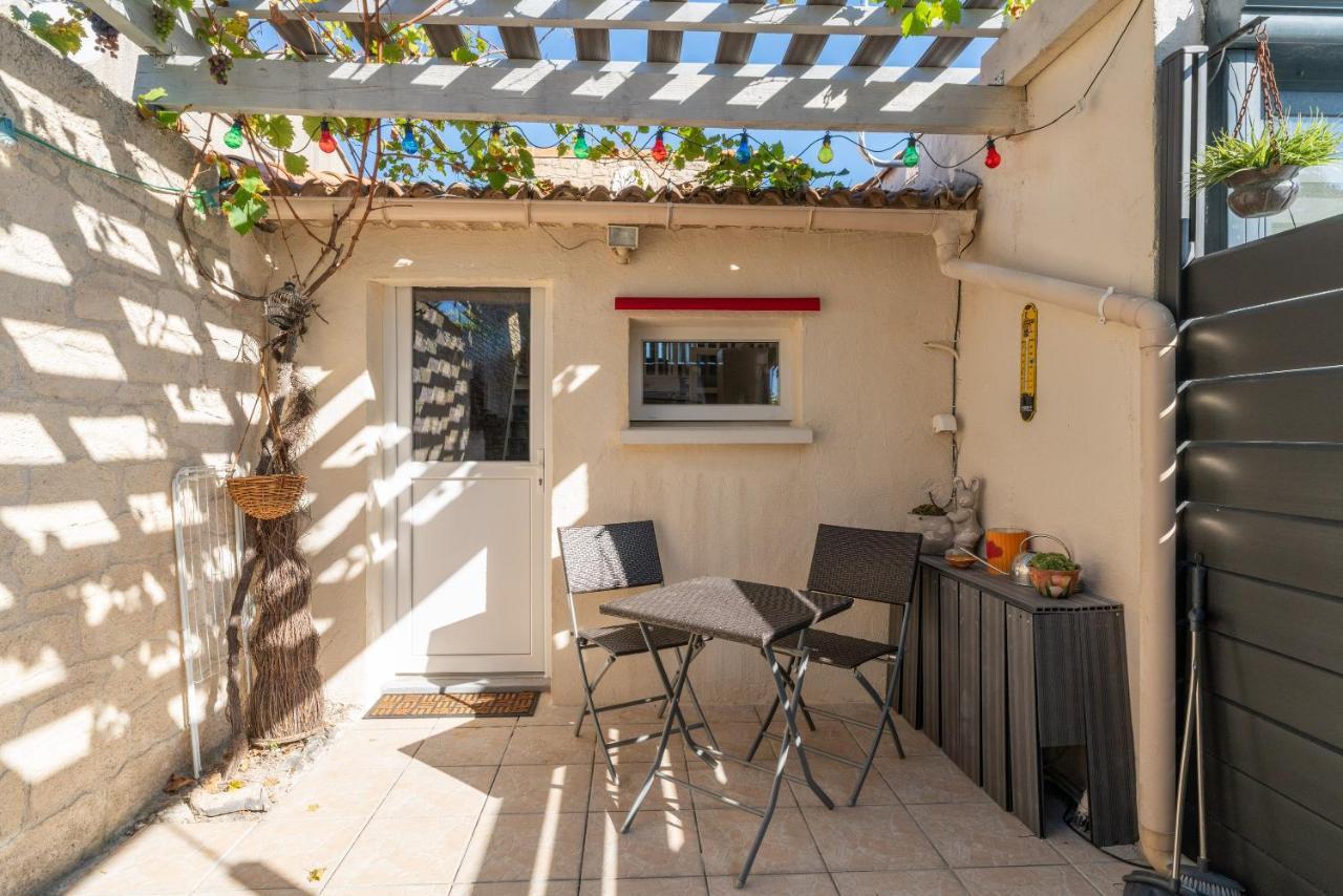 Appart Aux Portes De La Camargue Manduel ภายนอก รูปภาพ