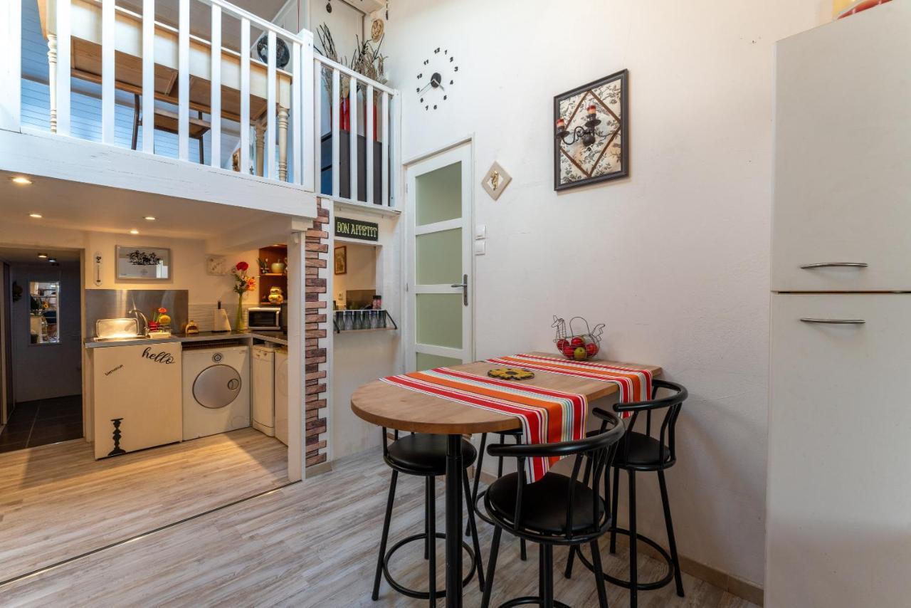 Appart Aux Portes De La Camargue Manduel ภายนอก รูปภาพ